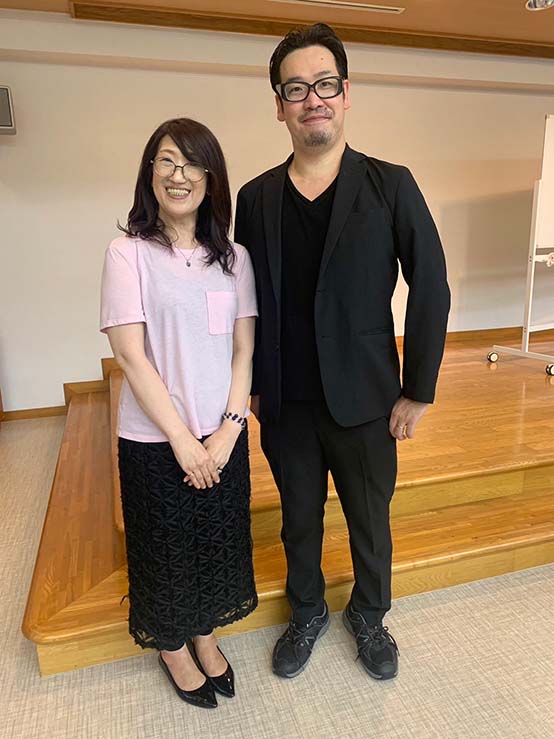 ピアノを演奏させていただくこと。